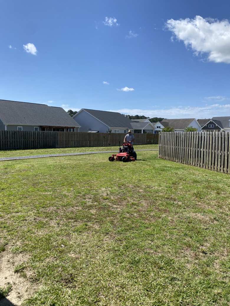Residential Lawn Maintenance